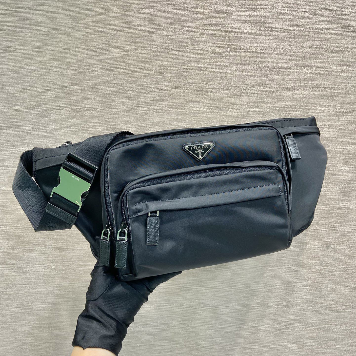 Pra*a waist & chest packs